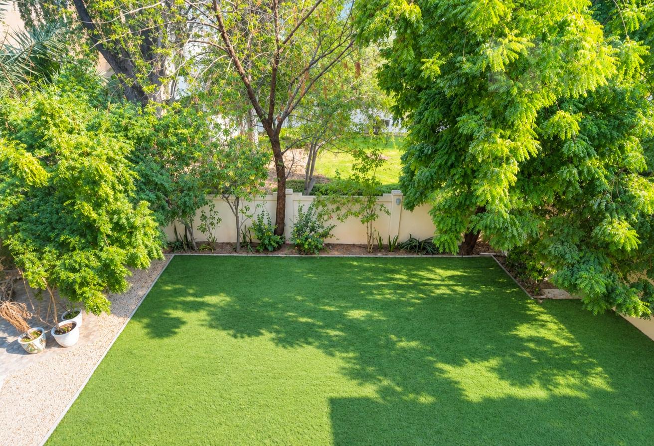 5BR Type C1 Villa | Vacant | Esmeralda photo 14