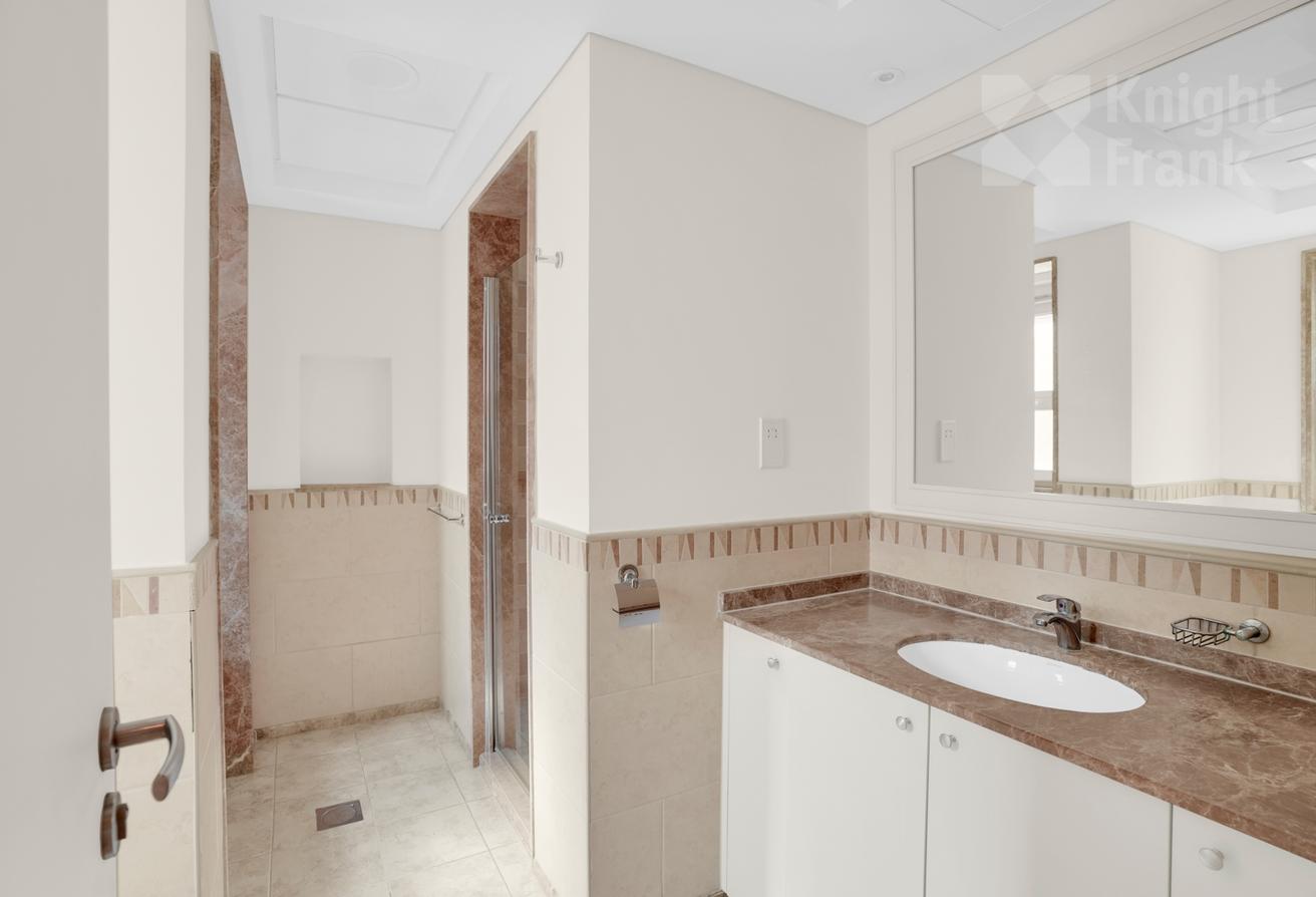 5BR Type C1 Villa | Vacant | Esmeralda photo 19