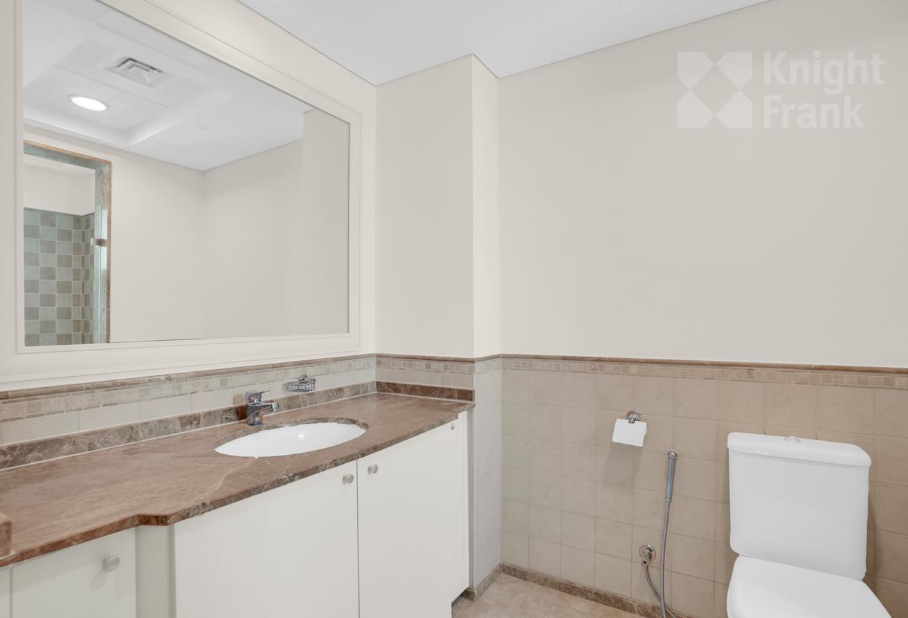 5BR Type C1 Villa | Vacant | Esmeralda photo 16