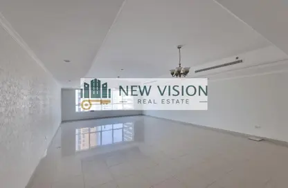 Apartment - 4 Bedrooms - 5 Bathrooms for rent in Al Khan Corniche - Al Khan - Sharjah Apartment - 4 Bedrooms - 5 Bathrooms for rent in Al Khan Corniche - Al Khan - Sharjah
