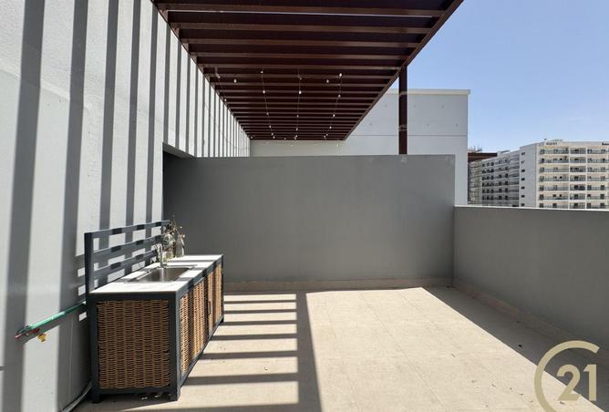 81930405 - Property Main Image