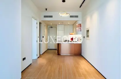 شقة - غرفة نوم - 2 حمامات للايجار في مساكن الارتفاع - منطقة 16 - قرية جميرا الدائرية - دبي