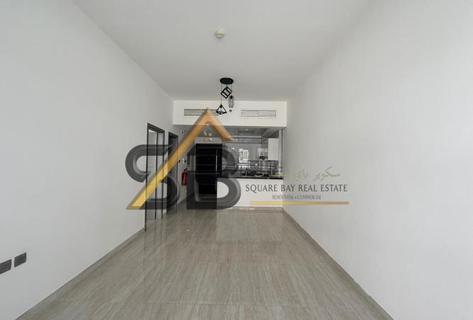 92702583 - صورة العقار 3