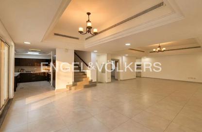 Townhouse - 4 - 5 for rent in Fortuna Village - Victory Heights - Dubai Sports City - Dubai