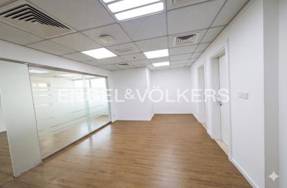 Office Space - Studio - 1 Bathroom for rent in Fairmont Hotel - Sheikh Zayed Road - Dubai Office Space - Studio - 1 Bathroom for rent in Fairmont Hotel - Sheikh Zayed Road - Dubai