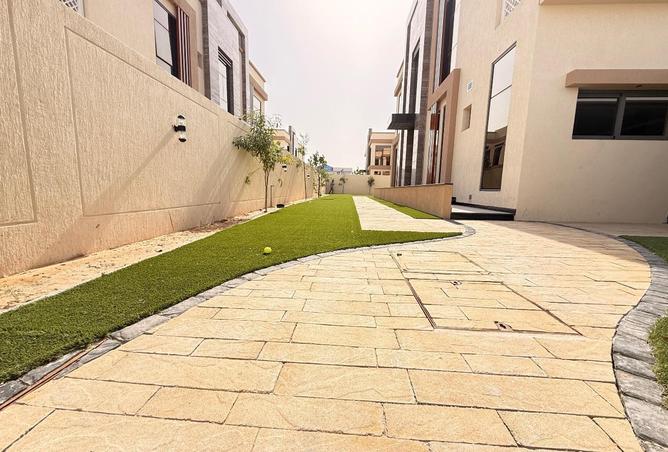 79858046 - Property Image 3