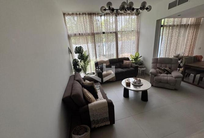 128369582 - Property Main Image