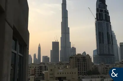 شقة - 1 حمام للايجار في بوديوم برج فيوز - برج فيوز - وسط مدينة دبي - دبي