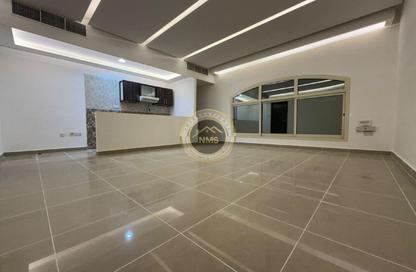 Apartment - Studio - 1 for rent in Muroor Area - Abu Dhabi
