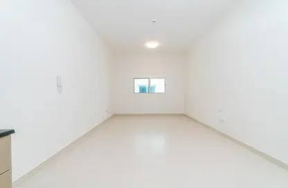 Apartment - Studio - 1 Bathroom for rent in Al Muteena - Deira - Dubai