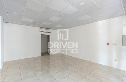 Retail - Studio - 1 Bathroom for rent in Al Warsan 1 - Al Warsan - Dubai