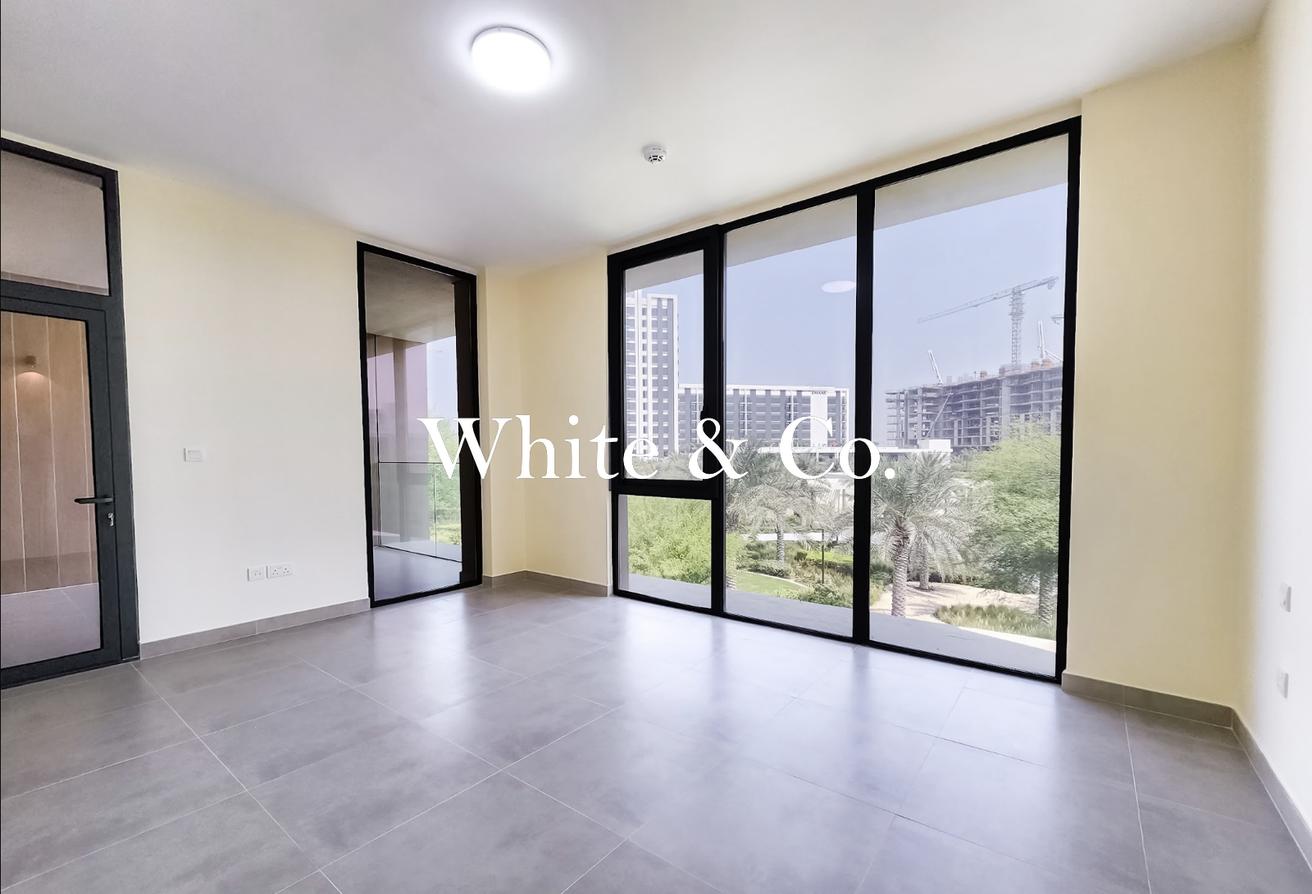 End-Unit | Park Backing | Vacant Now photo 6