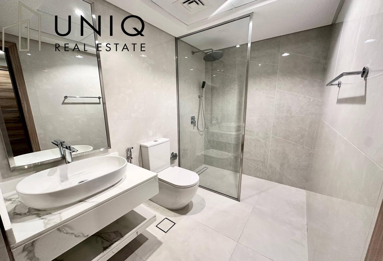Studio | Vacant | Newly Handed Over Unit photo 6