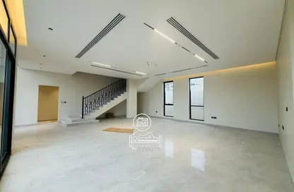 فيلا - 5 غرف نوم - 7 حمامات للايجار في مدينة الرياض - أبوظبي