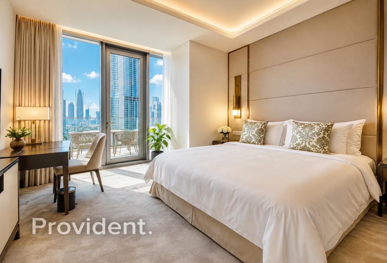 Luxury | Bills Included | Largest Layout photo 5