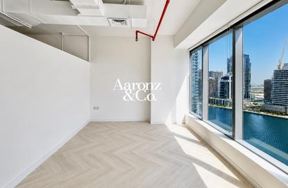 Office Space - Studio - 1 Bathroom for rent in Bayswater - Business Bay - Dubai