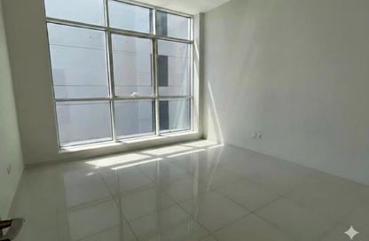 Apartment - 2 Bedrooms - 3 Bathrooms for sale in Al Khan Corniche - Al Khan - Sharjah Apartment - 2 Bedrooms - 3 Bathrooms for sale in Al Khan Corniche - Al Khan - Sharjah