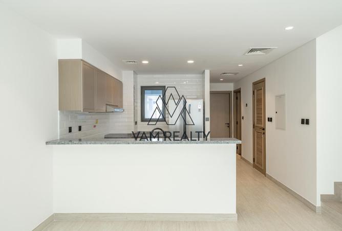 83227425 - Property Image 3