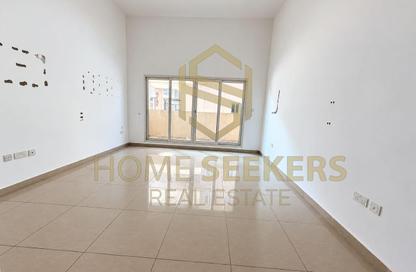 Apartment - Studio - 1 for rent in Tower 23 - Al Reef Downtown - Al Reef - Abu Dhabi