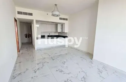 شقة - غرفة نوم - 1 حمام للبيع في برج نورا - مدينة الحبتور - الخليج التجاري - دبي