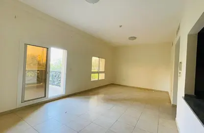 Apartment - 3 Bedrooms - 4 Bathrooms for rent in Al Thamam 16 - Al Thamam - Remraam - Dubai Land - Dubai