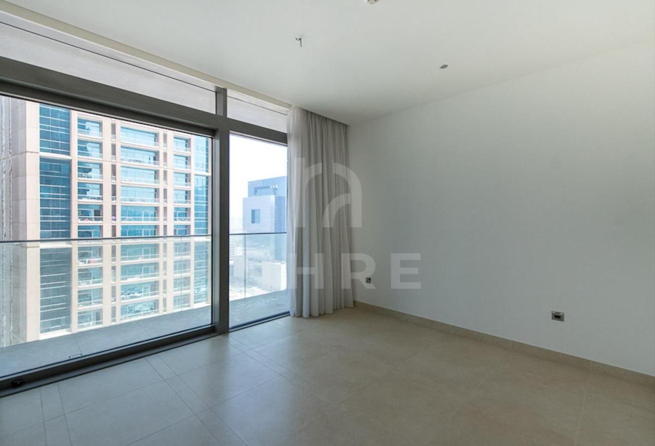 Avail. Soon | Golf Course View | 1BR Unfurnished photo 4