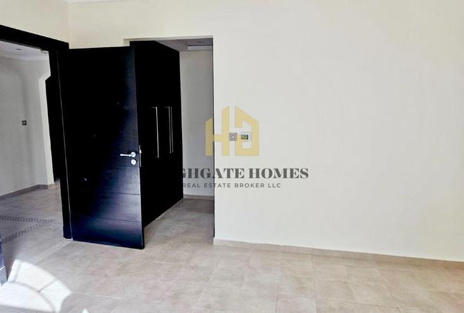 67820309 - Property Image 3