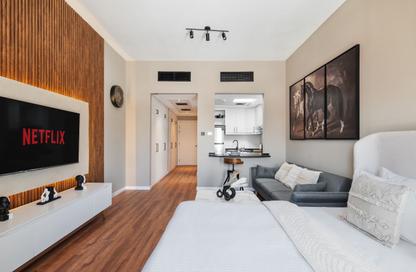 Apartment - Studio - 1 Bathroom for rent in Discovery Gardens - Dubai