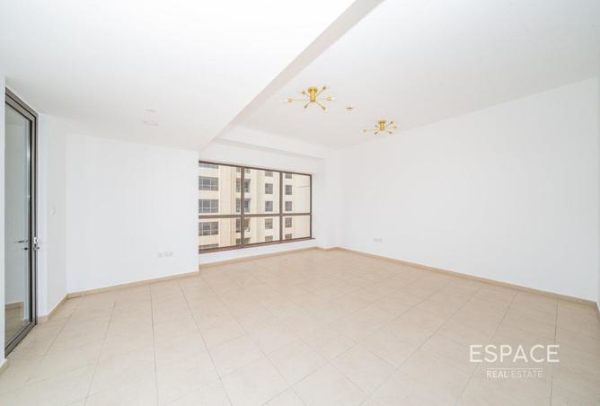 73111624 - Property Image 2