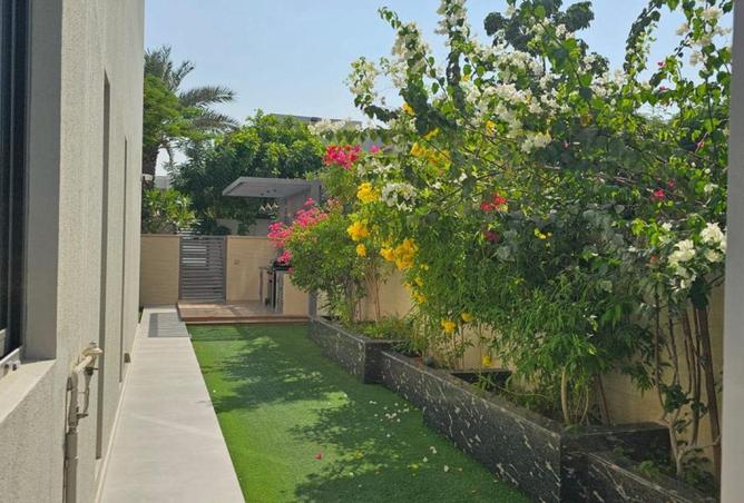 84063431 - صورة العقار 3
