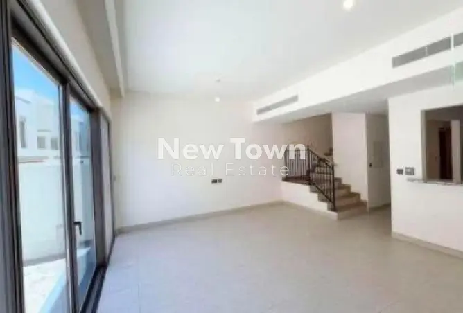 155512725 - Property Image 3