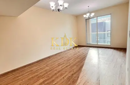 Apartment - 3 Bedrooms - 5 Bathrooms for rent in Roxana Residence C - Roxana Residences - District 12 - Jumeirah Village Circle - Dubai