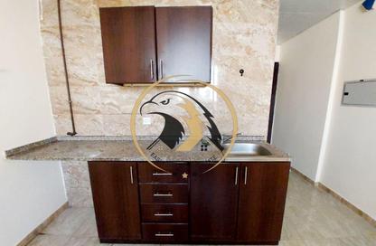 Apartment - Studio - 1 for rent in Muwailih Building - Muwaileh - Sharjah