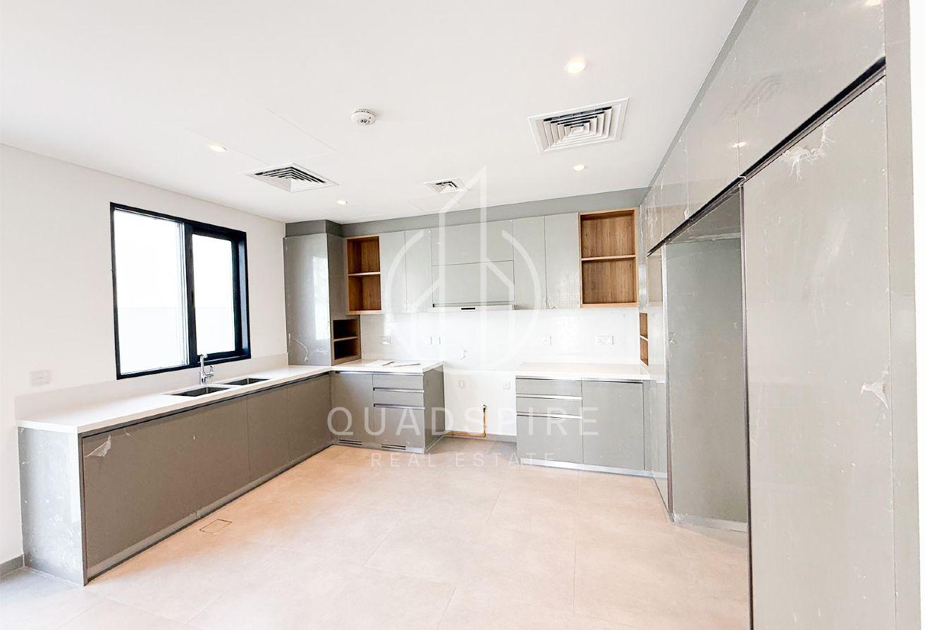 On The Park|Corner Unit|Mins To Pool|Brand New photo 4