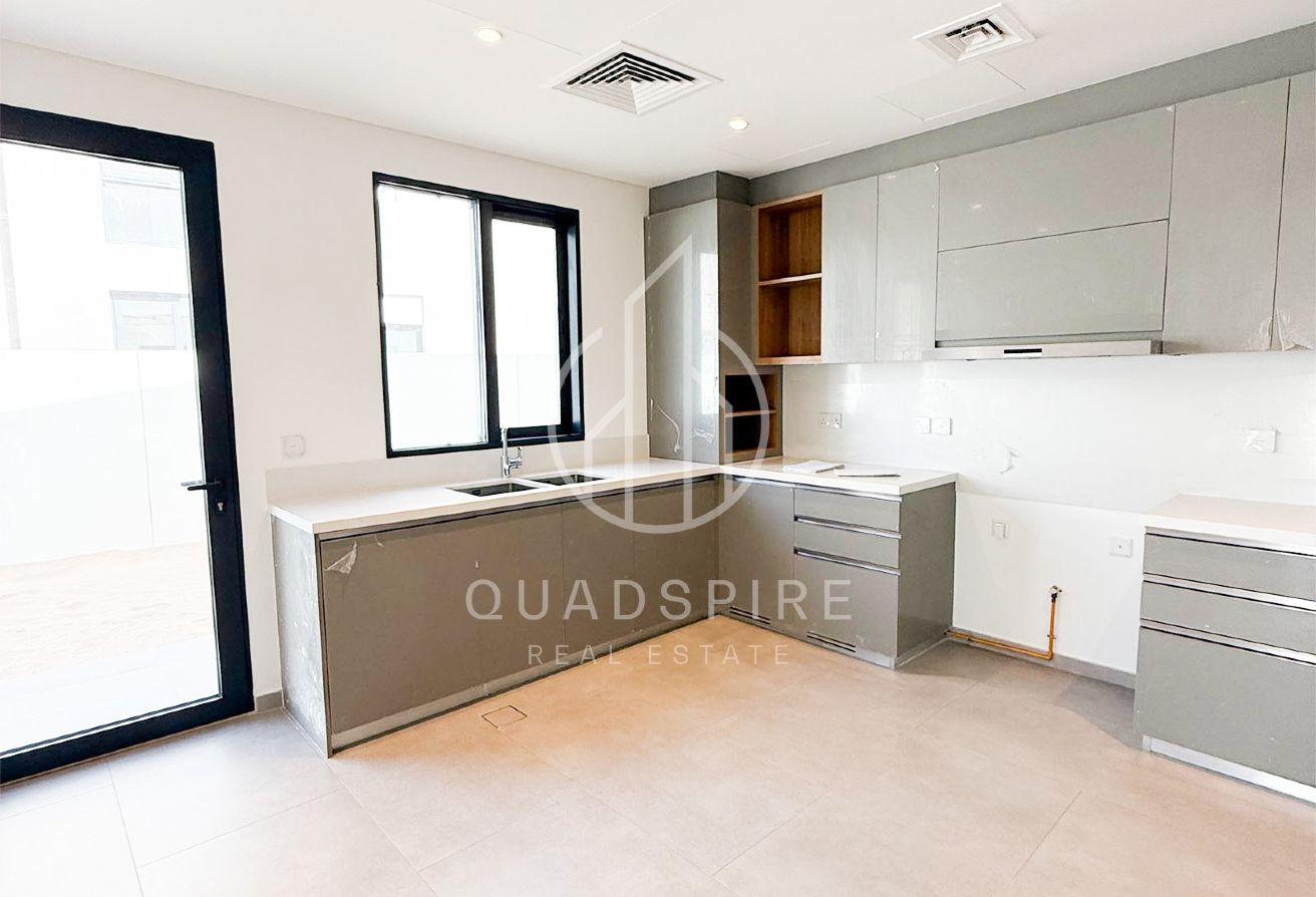 On The Park|Corner Unit|Mins To Pool|Brand New photo 5