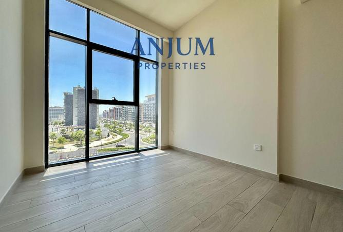 100840013 - Property Image 2
