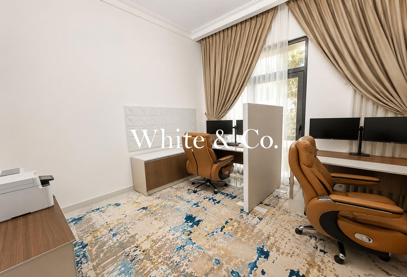 Big Layout | Home Cinema | Semi Furnished photo 14