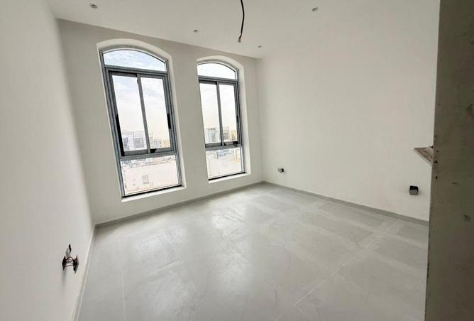 76174401 - صورة العقار 2