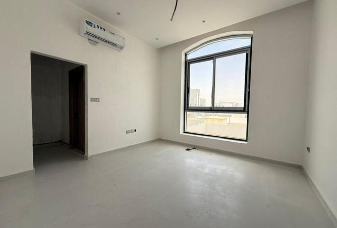 76174401 - صورة العقار 3