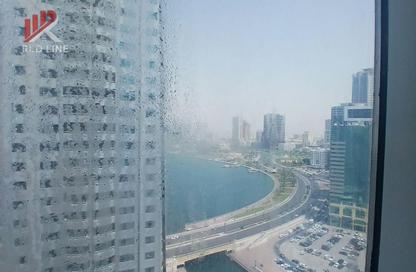 Apartment - 2 Bedrooms - 3 Bathrooms for rent in Blue Tower - Al Majaz 3 - Al Majaz - Sharjah