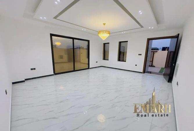 123400041 - Property Image 2