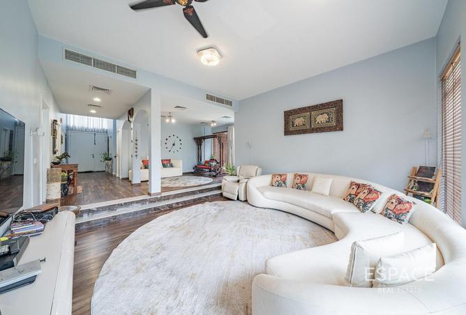 70681368 - Property Image 2