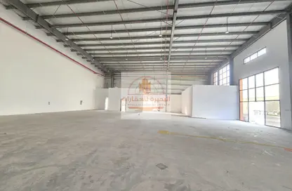 Warehouse - Studio - 2 Bathrooms for rent in Umm Dir - Umm Al Quwain