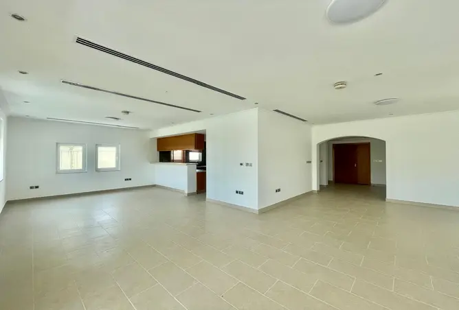 128811293 - Property Image 2