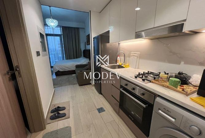 77796387 - Property Image 3