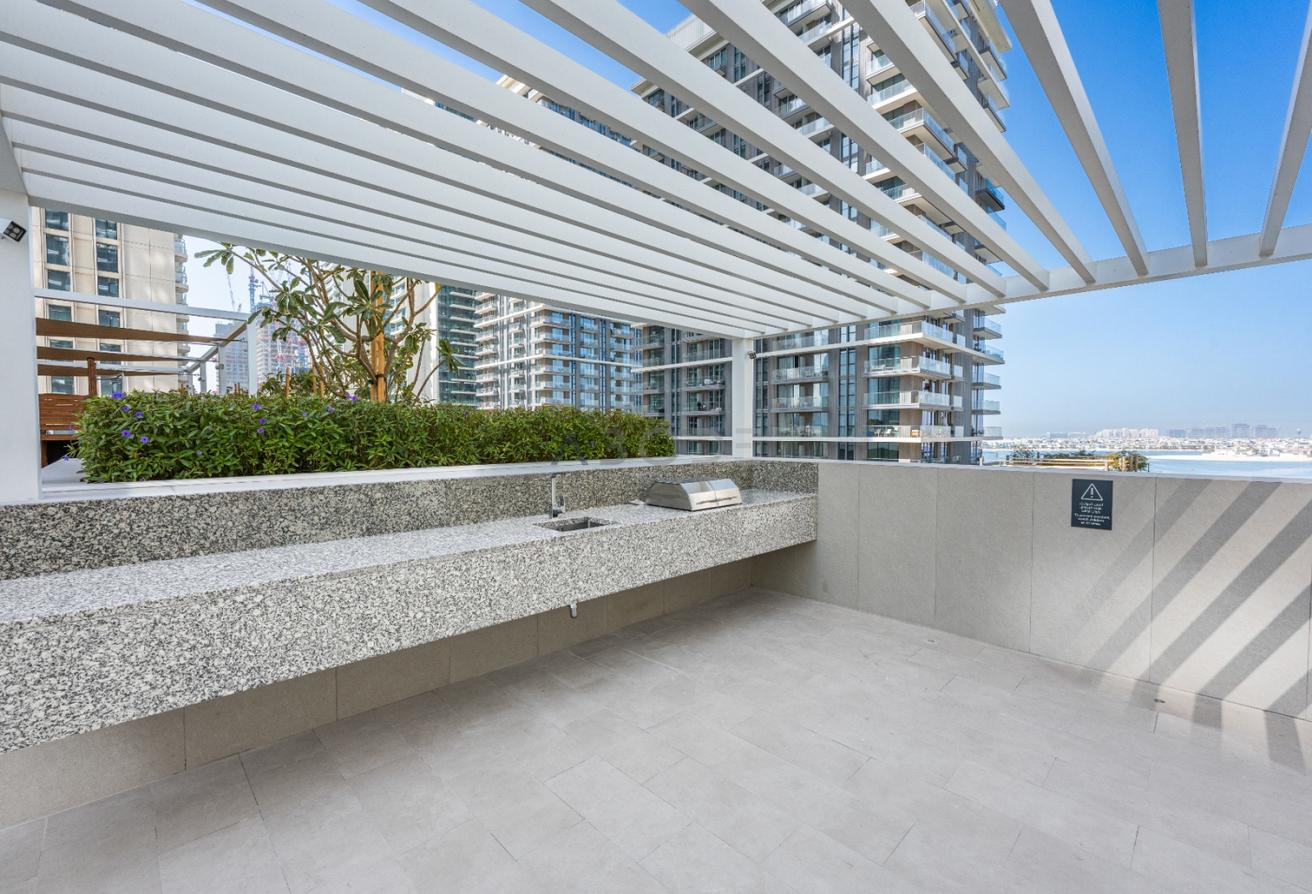 Beach Mansion 3 Bedroom Skyline View photo 18