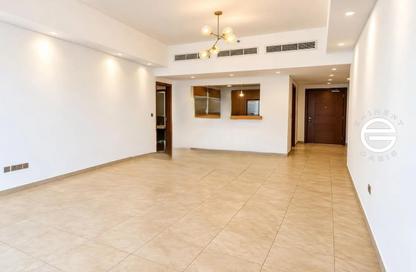 Apartment - 3 - 4 for rent in Marina Residences 3 - Marina Residences - Palm Jumeirah - Dubai Apartment - 3 - 4 for rent in Marina Residences 3 - Marina Residences - Palm Jumeirah - Dubai