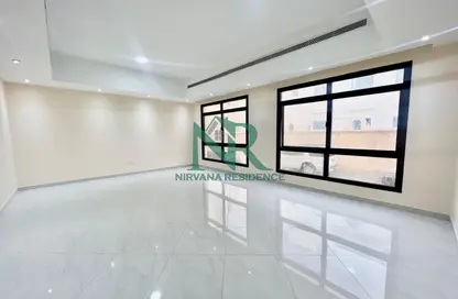 Apartment - 3 Bedrooms - 4 Bathrooms for rent in Al Mushrif - Abu Dhabi