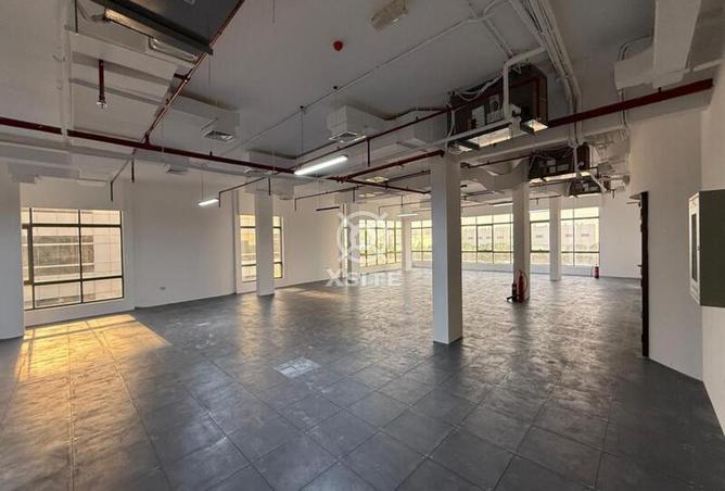 76992836 - Property Main Image