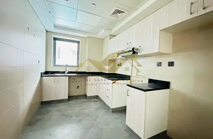 Apartment - 1 Bedroom - 2 Bathrooms for rent in Jumeirah Garden City - Al Satwa - Dubai